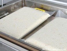 真空大米能存放三年吗还能吃吗，不能吃保质期18个月(注意保存方法)