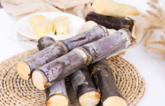 甘蔗为什么有绿色和黑色的