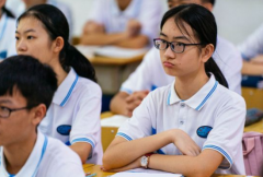 2023年中考难不难