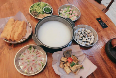 <b>粥底火锅可以不用砂锅吗</b>