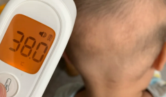 退烧最好办法搓手脚心怎么搓