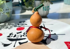 天然的葫芦可以放床头旁边吗
